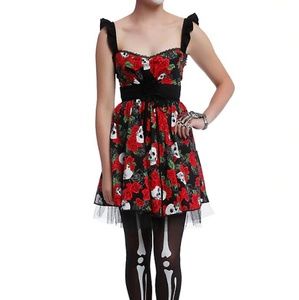 Hot Topic vintage style dress